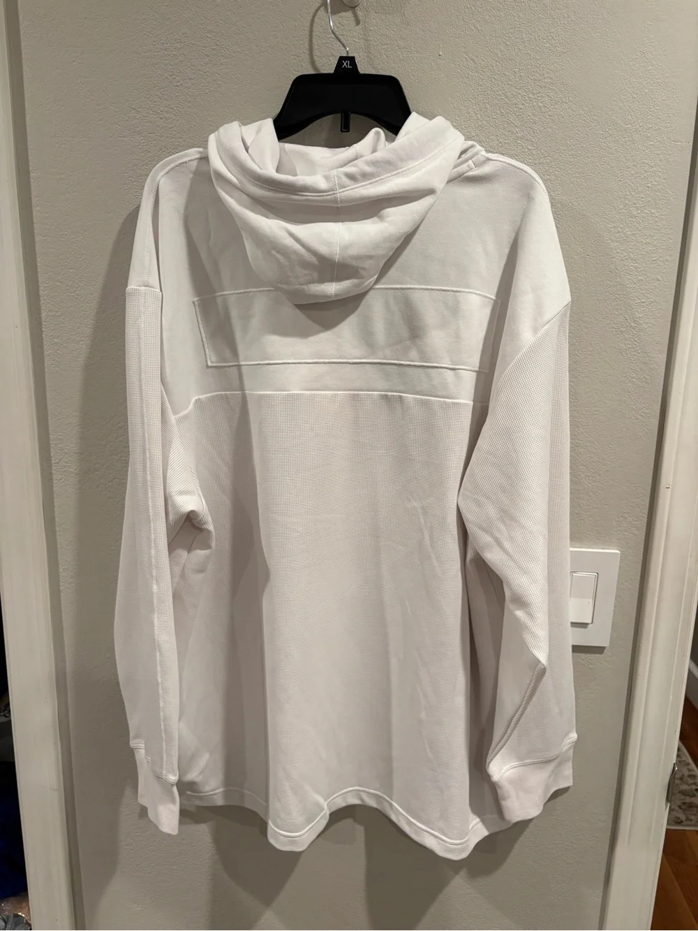 Nike UCLA Bruins Team Issued Hoodie Waffle Knit White Sideline Men’s Size XL NWT - Picture 10 of 15